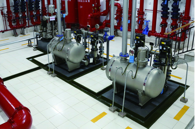 蕪湖時代金融中心消防泵房設備、管道安裝，泵房設備基礎、排水溝、支架細部做法